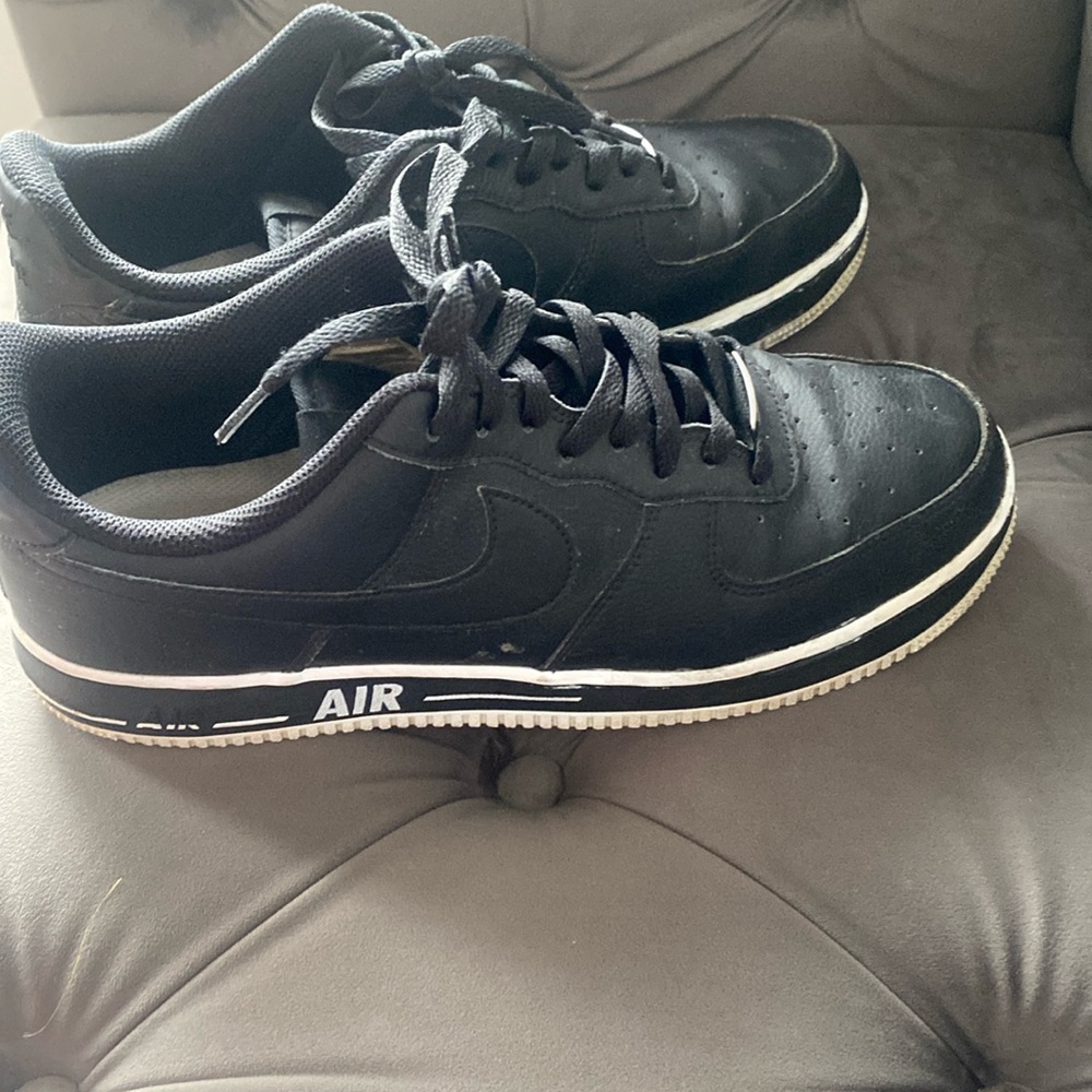 Air Force 1  taking offers